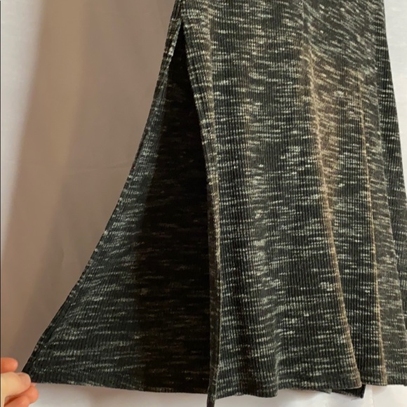 Long T-shirt - Picture 3 of 3